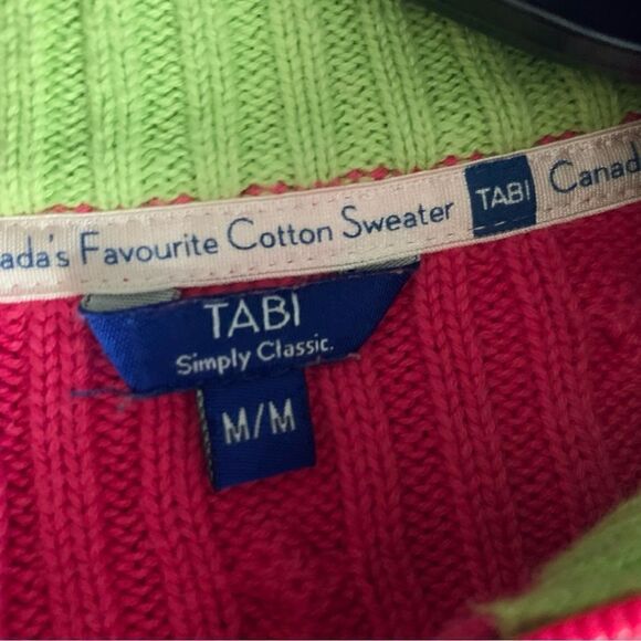 Tabi Fuchsia Pink & Green Cable Knit Zip Up Sweater Size Medium - Picture 8 of 9